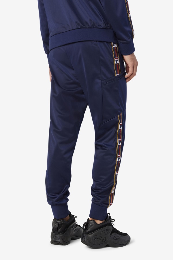 מכנס ג\'קסון בתור Peacoat