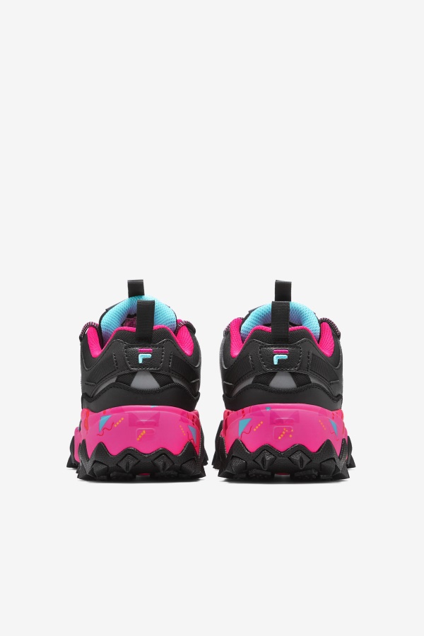 Fila נשים Oakmont Tr שחור/ורוד Glo/bluefish