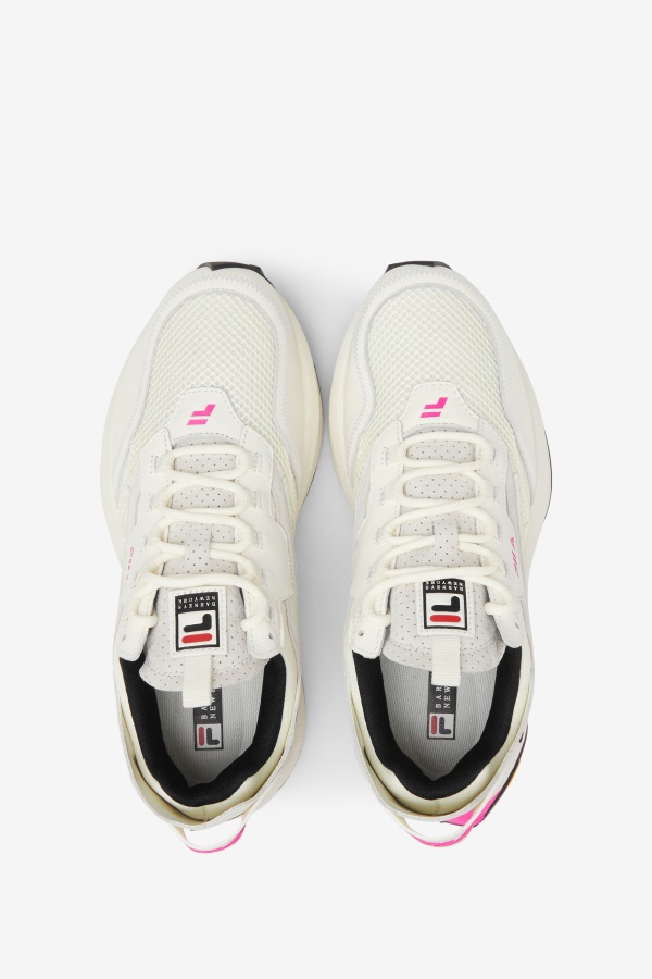 רץ R1 נשים X Barneys Fila לבן/ורוד/שחור